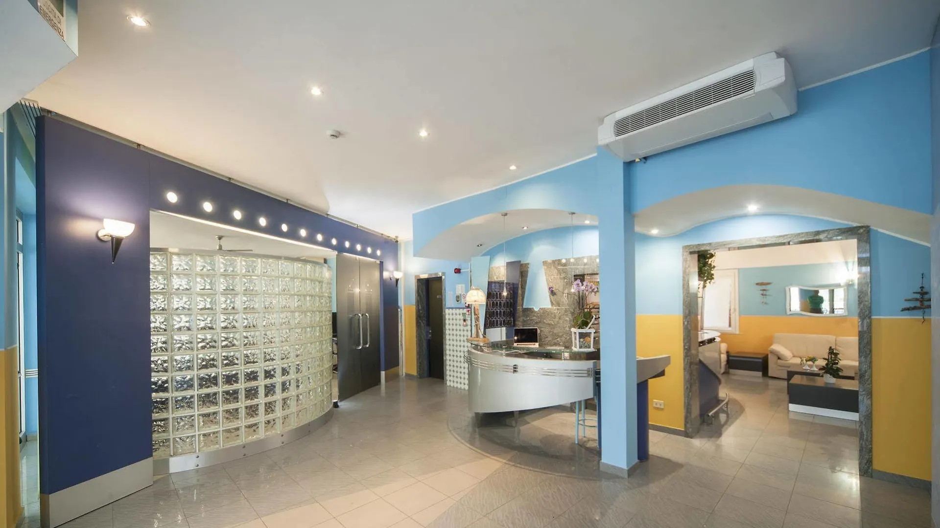 ***  Hotel Adria Mare Rimini Włochy